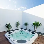 Rock & Rest Tatil Evi Ribeira Grande