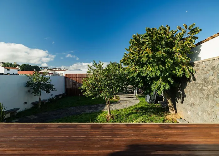 Rock & Rest Tatil Evi Ribeira Grande